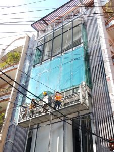 mặt tiền nhôm kính