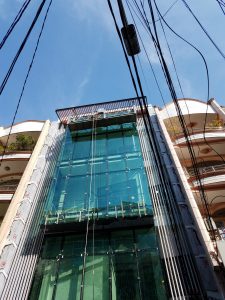 sửa chữa nhà mặt tiền nhôm kính